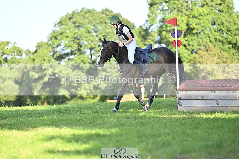 240811A-175614-07576 - 424