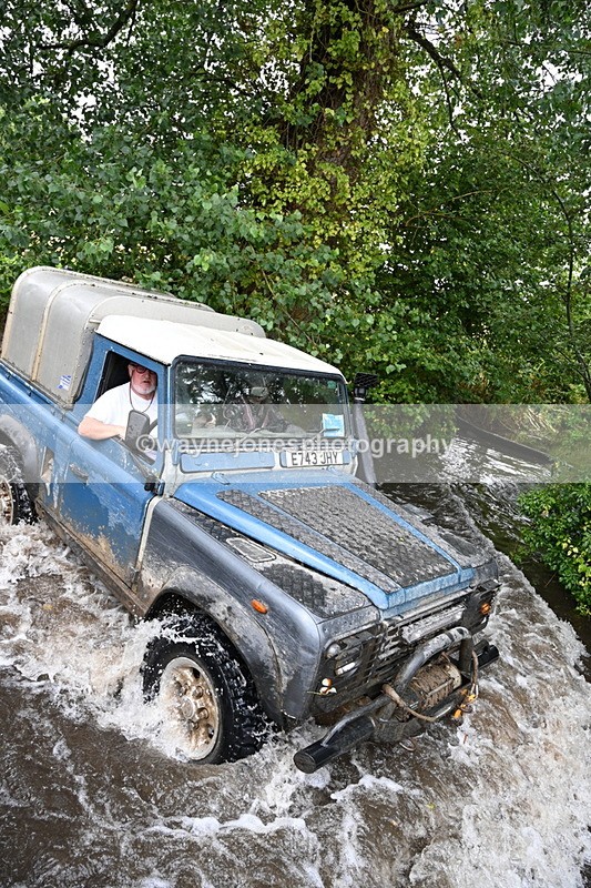 WJ7_9069 - 4X4s