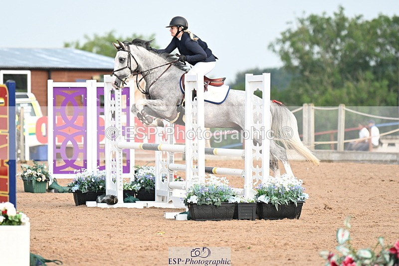 240801A-092908-01028 - Cls 1 British Novice and 90cm Open