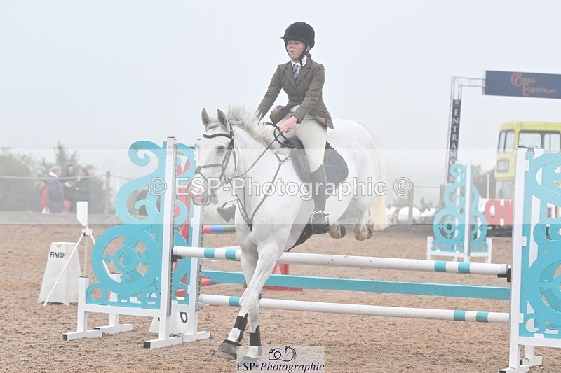 240813-194449-01005 - Classes 7 A&B 90cm