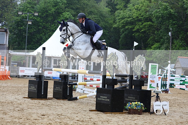3E7A7250 - Class 7: Senior Newcomers/1.10m open