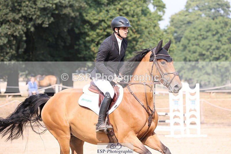 250816A-101846-00650 - Cls 3 Snr British Novice