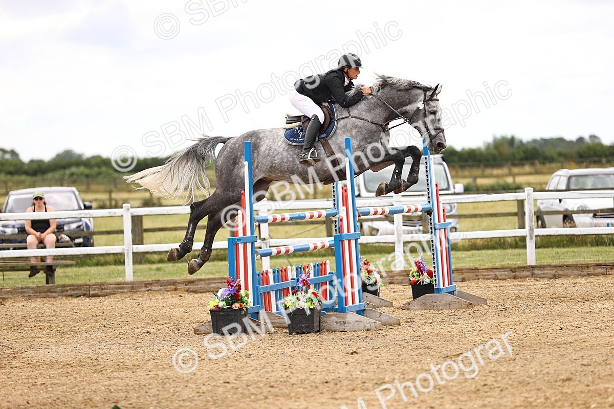 SBM_003395 - Class 22 - Senior Foxhunter 1.20m