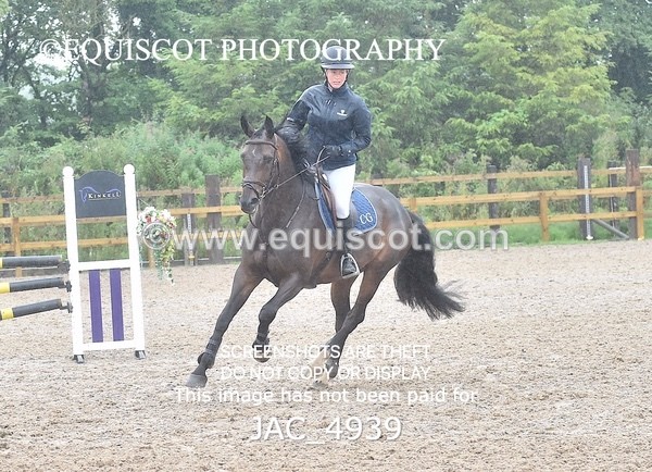 JAC_4939 - CLASS 16 SUN Senior Newcomers/ 1.10m Open