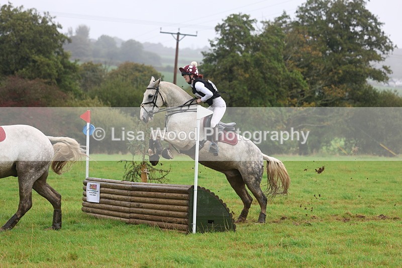 3E7A1561 - Class 3: 70cm Pairs: Half Roll Top