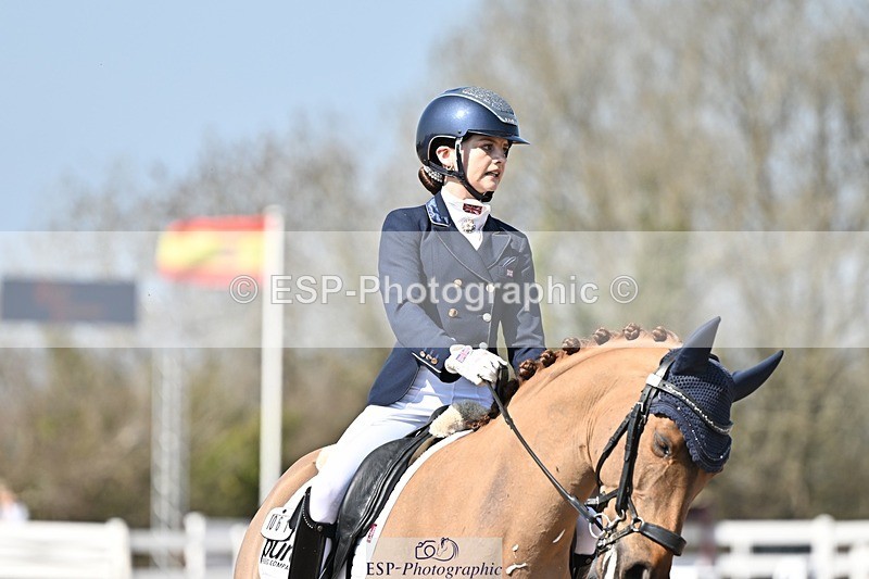 250404-134023-06443 - 061-Violet.Hawkins-DZL.Royal.Sunrise