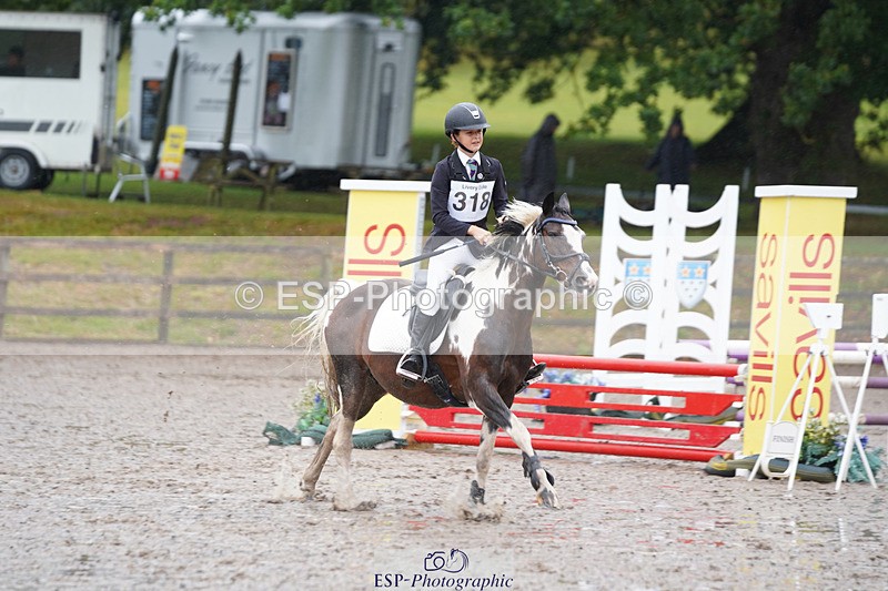 240824X-085256-20478 - 70cm Round 1 8.30 to 9.30