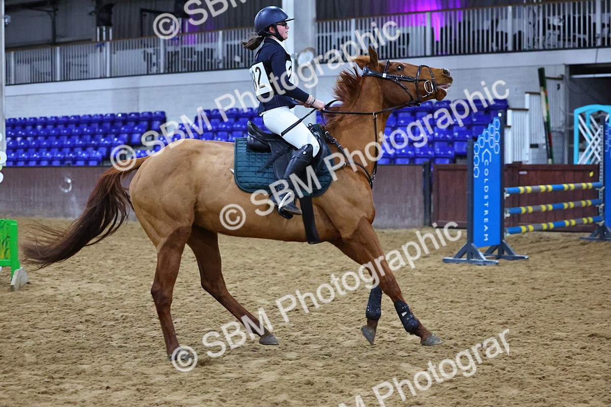 SBM_002632 - Class 6 - Holly & Ivy Stakes - 90cm