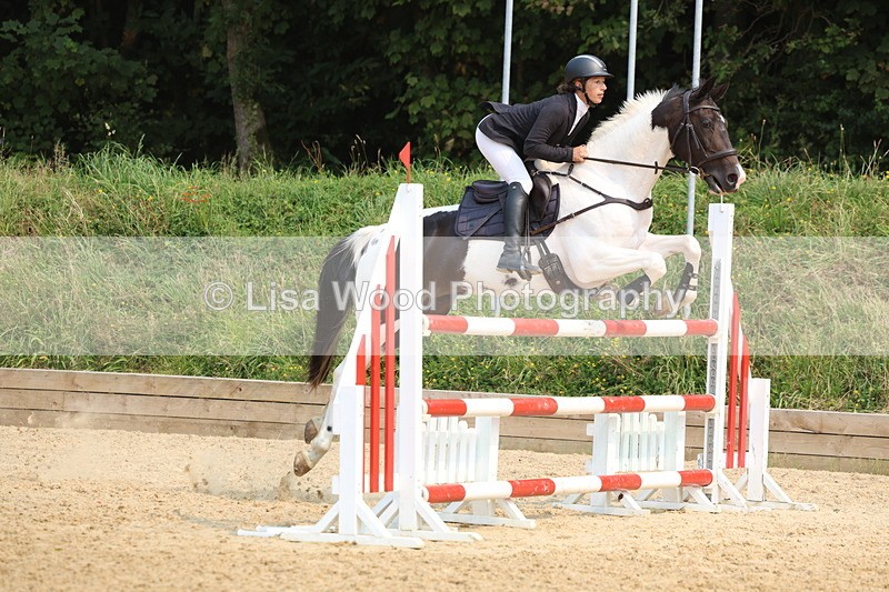3E7A2495 - Class 8: Senior Newcomers/1.10m open