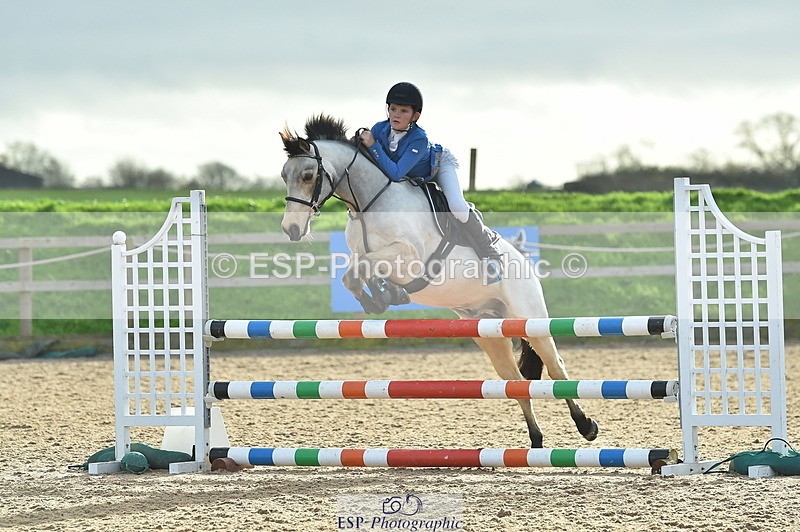 231119A-133842-06044 - Sun Cls 26 Springboard 128cm & 138cm