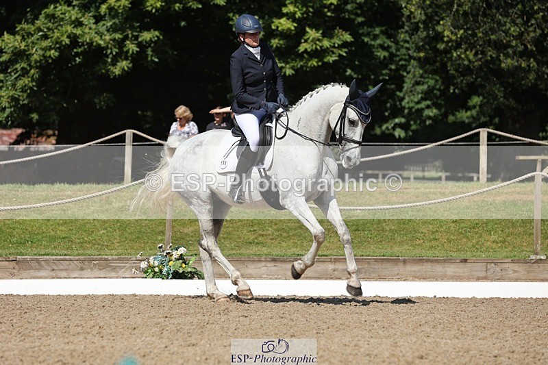 240719-103154-00719 - 198-Louisa_Jenkins-Rosnastraw_Silver_Lady