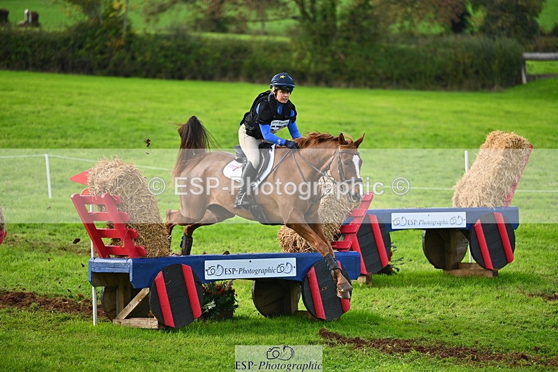 251025A-154253-21468 - G-573-Lisa.Stock