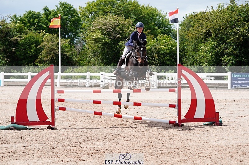 250525-123640-09443 - Cls 33 A&B Snr Disc & 1.00m Open