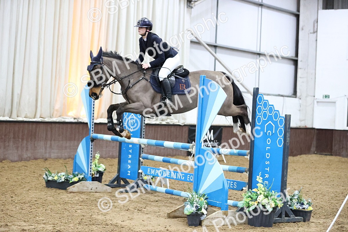 SBM_005494 - Class 17 - Senior Newcomers 1.10m