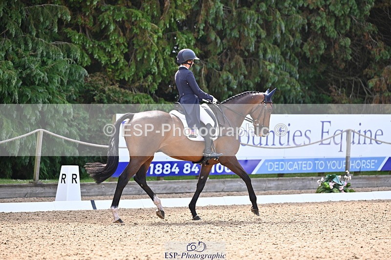 250523A-103731-05733 - D-465-Olivia.Dutton-SEA.OF.CLOUDS