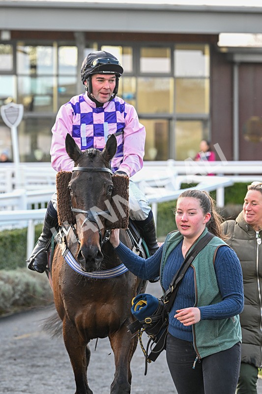 120224-Race 4-Val Dancer-1488 - Race 4