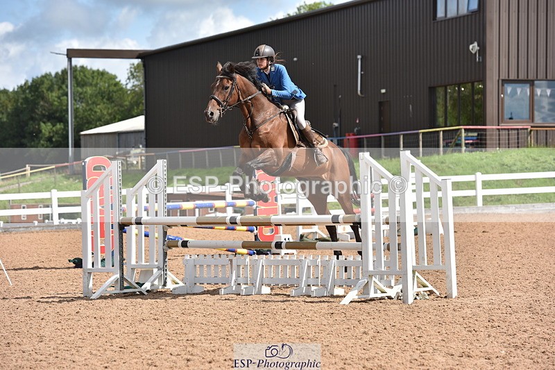 230806A-111524-01367 - Cls 17 Snr Discovery & 1m Open