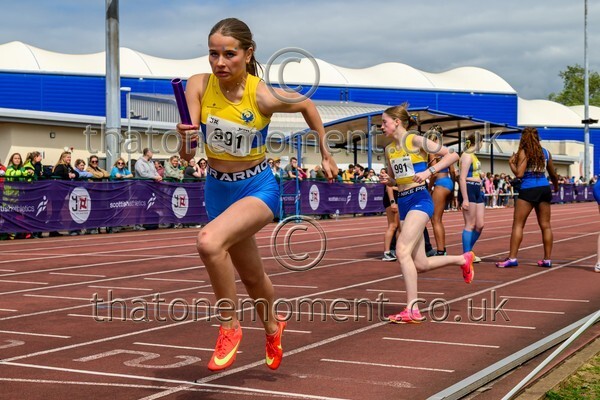 Relays26-816425 - Female Set Four