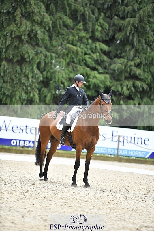 230525-132534-02163 - 116-MONBEG_DARWIN-Michael_Owen-WEDTrotUp+DR