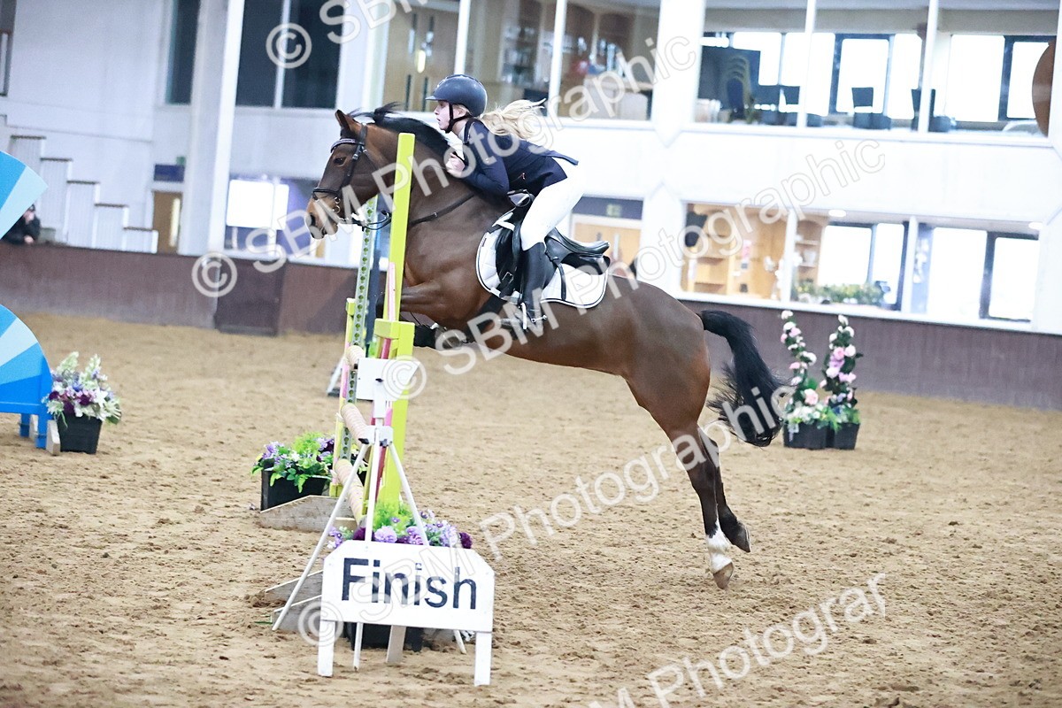 SBM_003091 - Class 13 - Blue Chip Pony Newcomers 1.00m