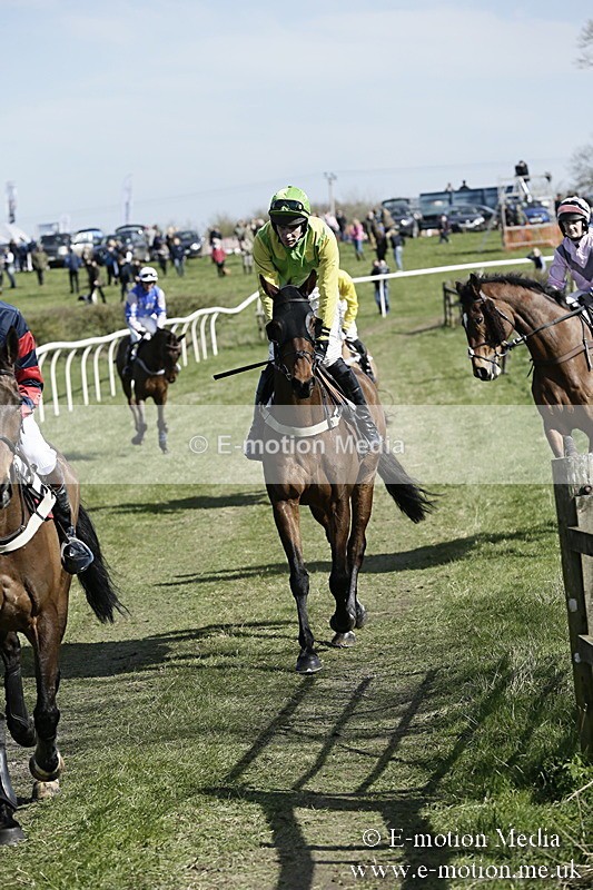 PtP 250317 77 - V.W.H. Hunt Point-to-Point Siddington 25/03/17