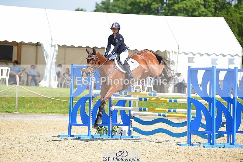 230528-114944-15396 - 322-CHANSON_DU_VILLAGE-Phoebe_Locke-SUNTrotUp+SJ