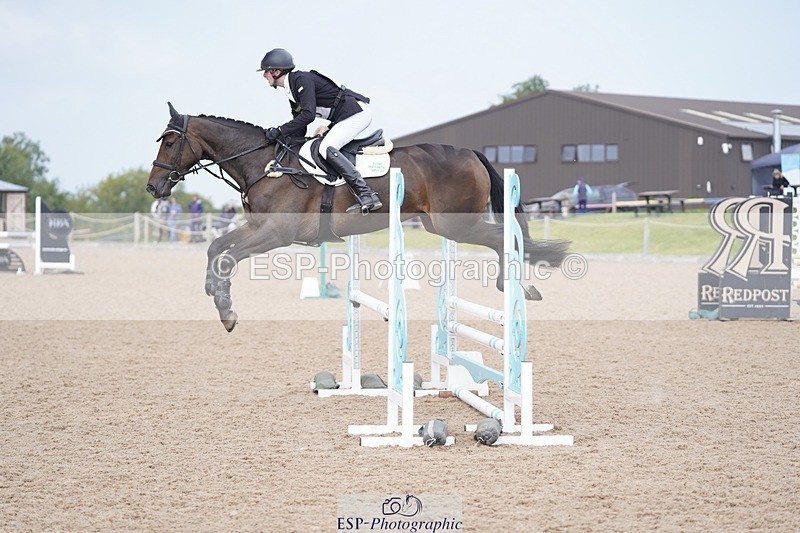 240831A-112444-01173 - 016-Max.Forster-FLO.CORMINT