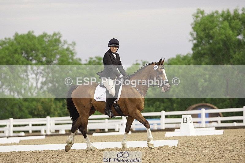 230708A-091128-00064 - Intro C