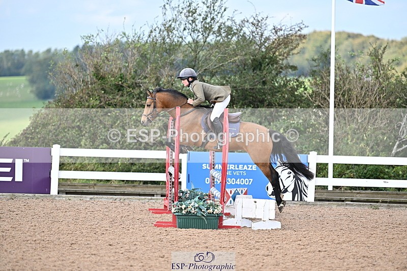 241004A-113240-01547 - Fri 08 85cm Amateur Quals