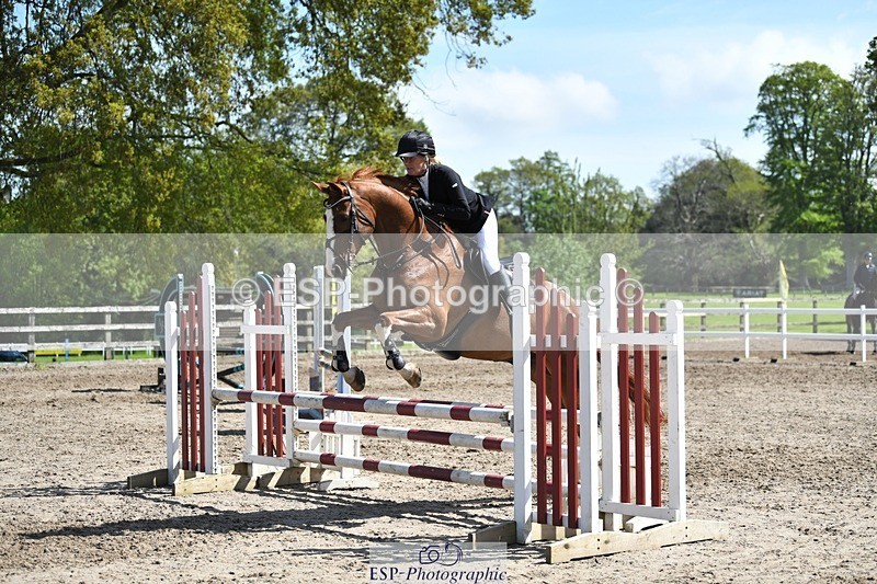 230512-105844-00629 - Cls 10 Snr 85cm Schooling