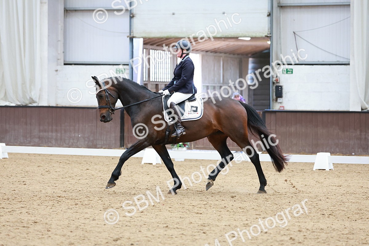 SBM_009989 - Class 6b - Novice 6 - 12.40-13.43