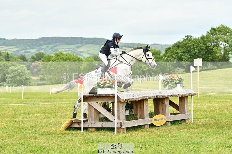 250524A-171935-14943 - C-283-Laura.Collett-COOLEY.ICEAGE