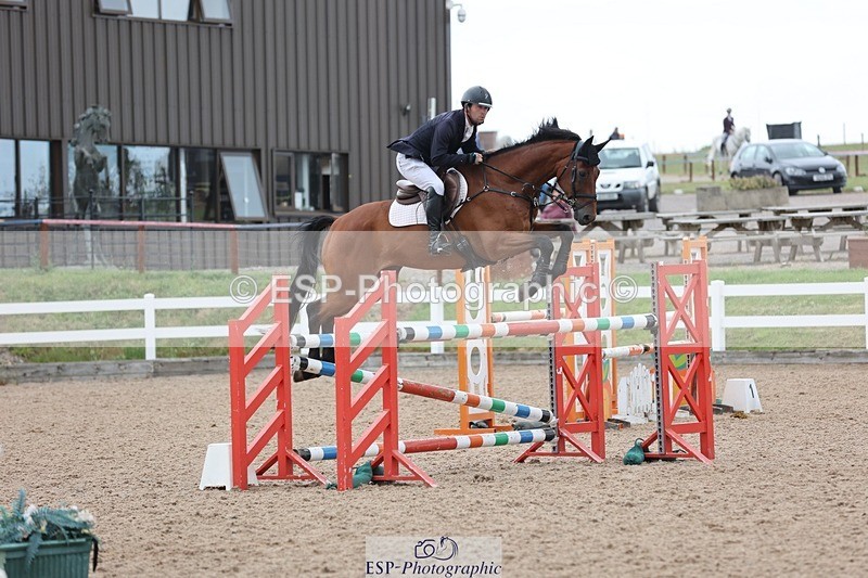 250625-151416-01346 - Cls 6 Foxhunter and 1.20m Open