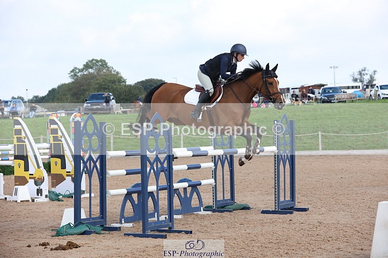 230915A-105217-01561 - Cls 2 Snr Foxhunter