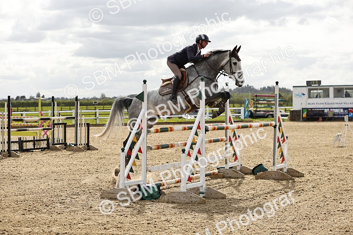 SBM_001437 - Class 5 -Senior Foxhunter - 1.20m