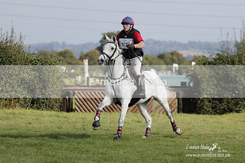  WWHT 171021 3086 - Intermediate (0.90m)  17/10/21