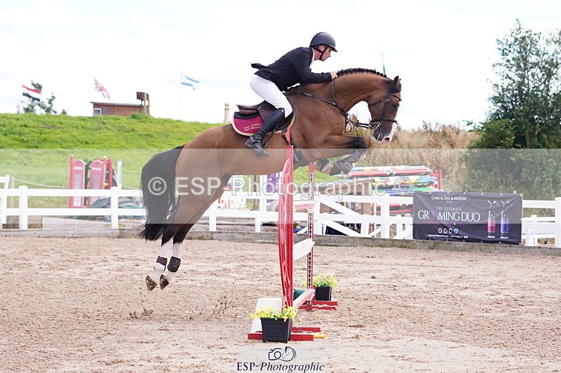 240721A-140822-18632 - Cls 32, YH 6 Yr Olds 1.30m
