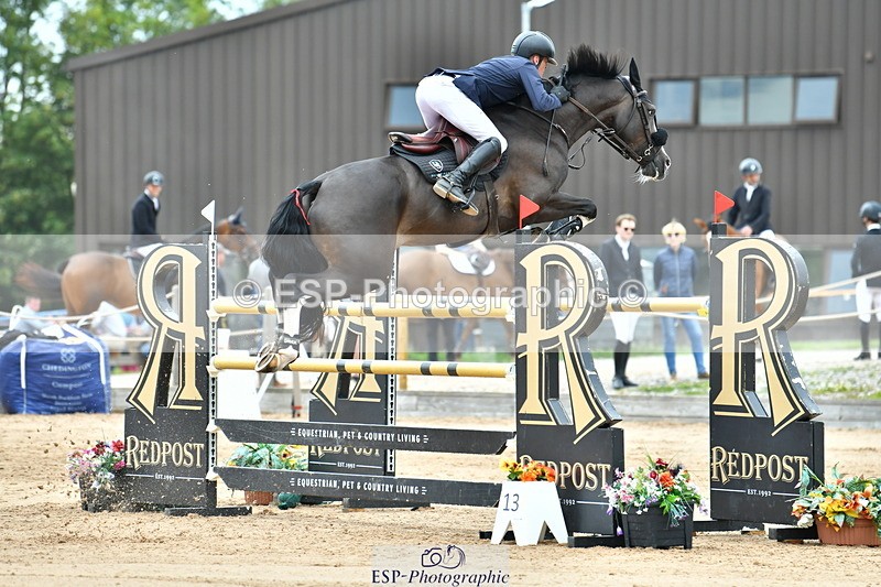 230720A-145711-03635 - Cls 9, 2 Star Big 1.40m Start to break