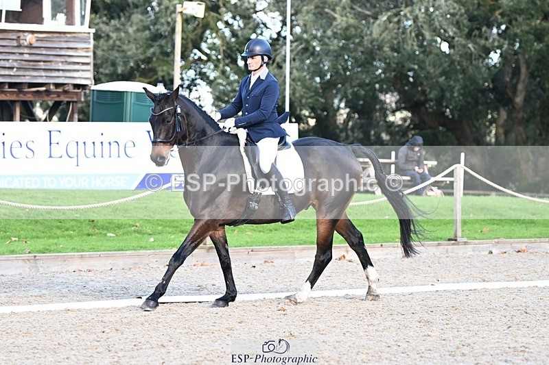 231110-134111-01025 - Cls 4 Novice 39Q