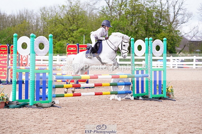 240505A-160128-07055 - Cls 22 & 23 Stepping Stones 128cm & 138cm & Under11's