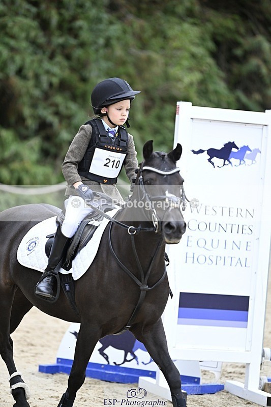 250820A-123723-06535 - Round 1, Start to 1.30pm Break