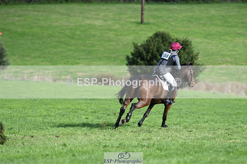 251024A-131241-11947 - B-158-Hannah.Hobhouse