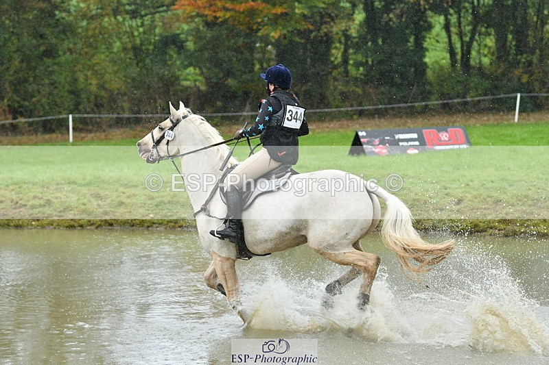 251025A-102000-17294 - D-344-Johanne.Heuff