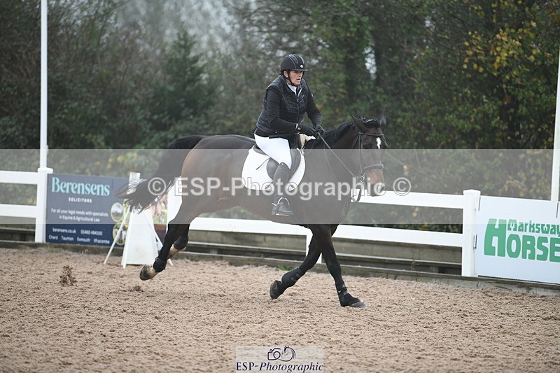 241103A-113043-07812 - SUN Cls 21 Snr Newcomers and 1.10m Open