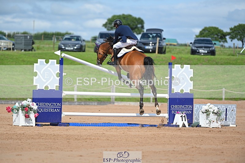 230721A-160614-07615 - Cls 10, 2 Star Big 1.45m Start to break