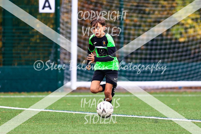 1DX30580 - 2025-10-12 FC Abbey Meads U14 Orange V Kingsdown Lions U14