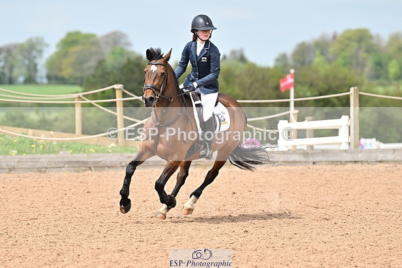 240506A-124128-08760 - Cls 5 Pony Foxhunter & 1.10m Open