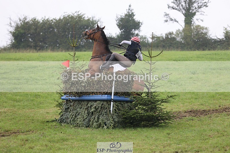 240901A-141233-09507 - 332-Zara.Head-FOURFIELDS.LOVEHEART