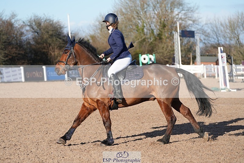 251130-120138-01135 - Cls 6 Blue Chip Pony Newcomers & 1m Open