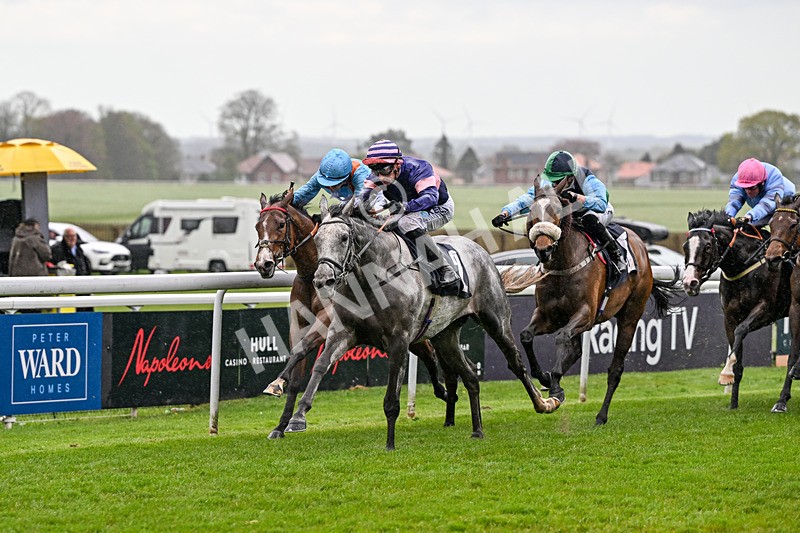 150426-Race 7-Wondrous Light-8061 - Race 7